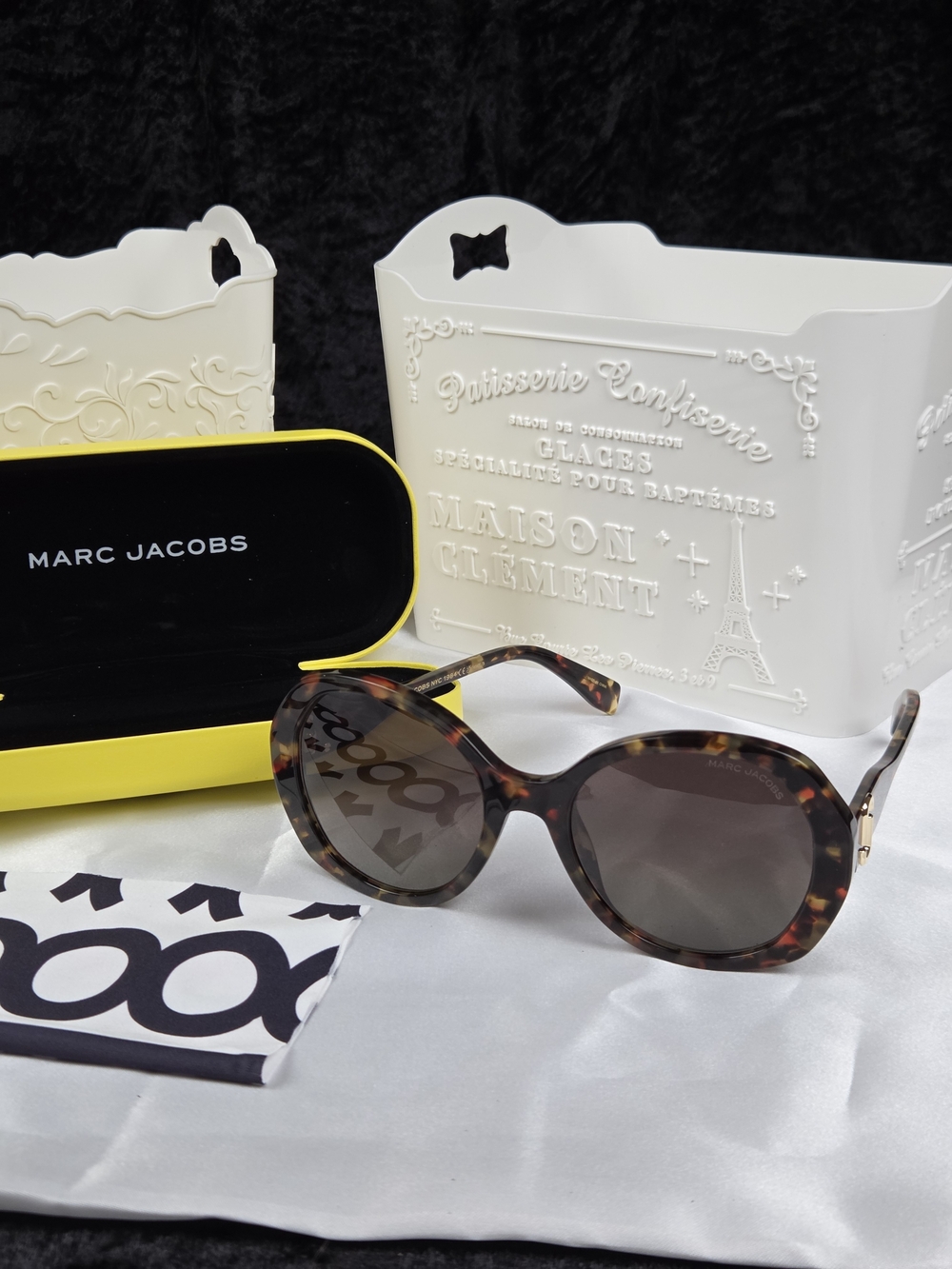 Marc Jacobs Women's Tortoiseshell Oversized Sunglasses - Brown Lenses